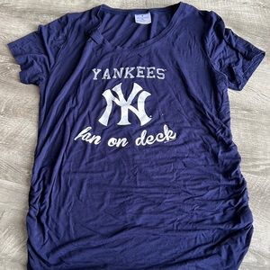 Yankees maternity shirt